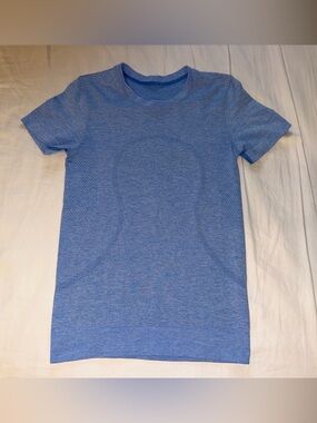 Lululemon Swiftly Tech Short Sleeve Relaxed Fit